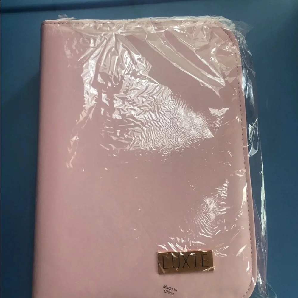 LUXIE Rose Gold 30 pc Brush Set $400 NIP
